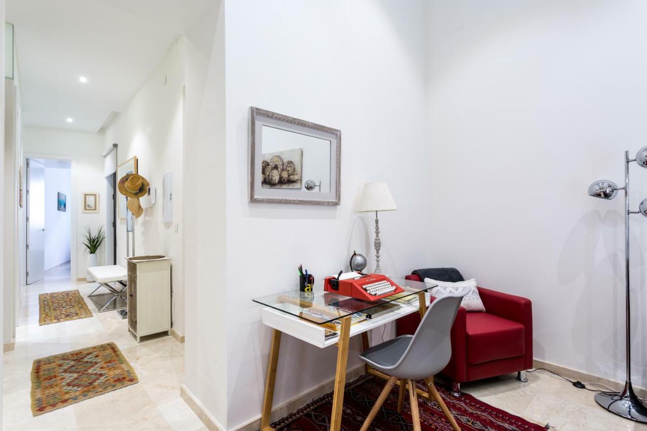 Alohamundi Marques De Paradas Seville Luaran gambar